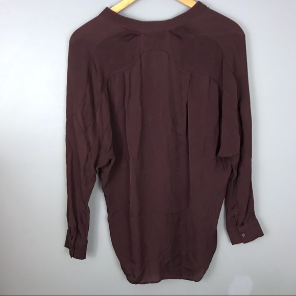 Vince burgundy double-front silk blouse size small - Picture 6 of 6